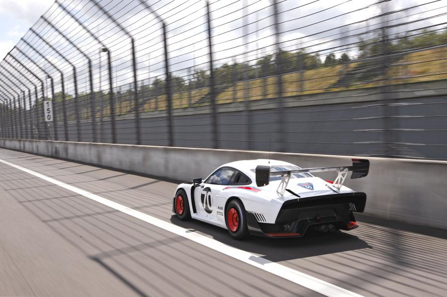  Porsche 935 (991) 2019 года  (фото 53 из 73)